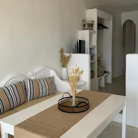 Traditional Syrma Nikos Apartment